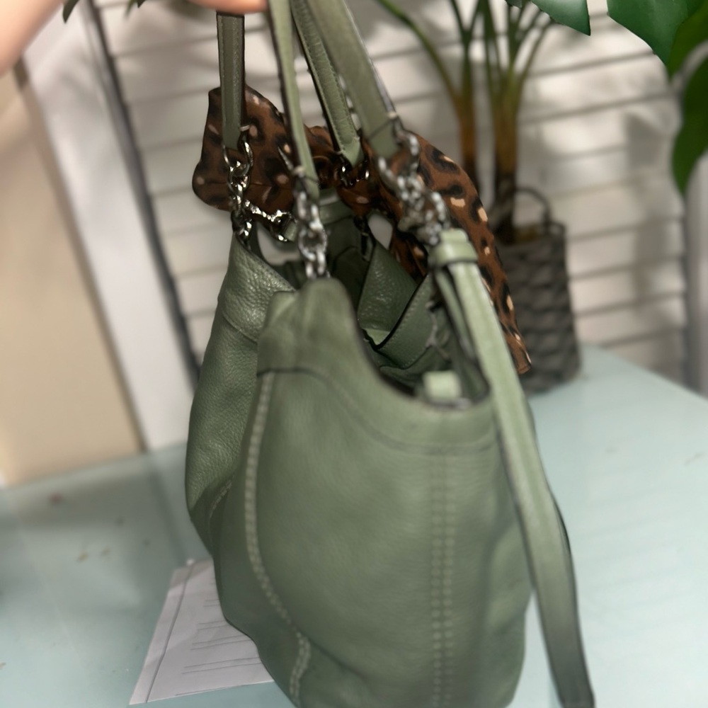 Coach Green Pebble Leather hobo bag Authentic - Picture 3 of 5